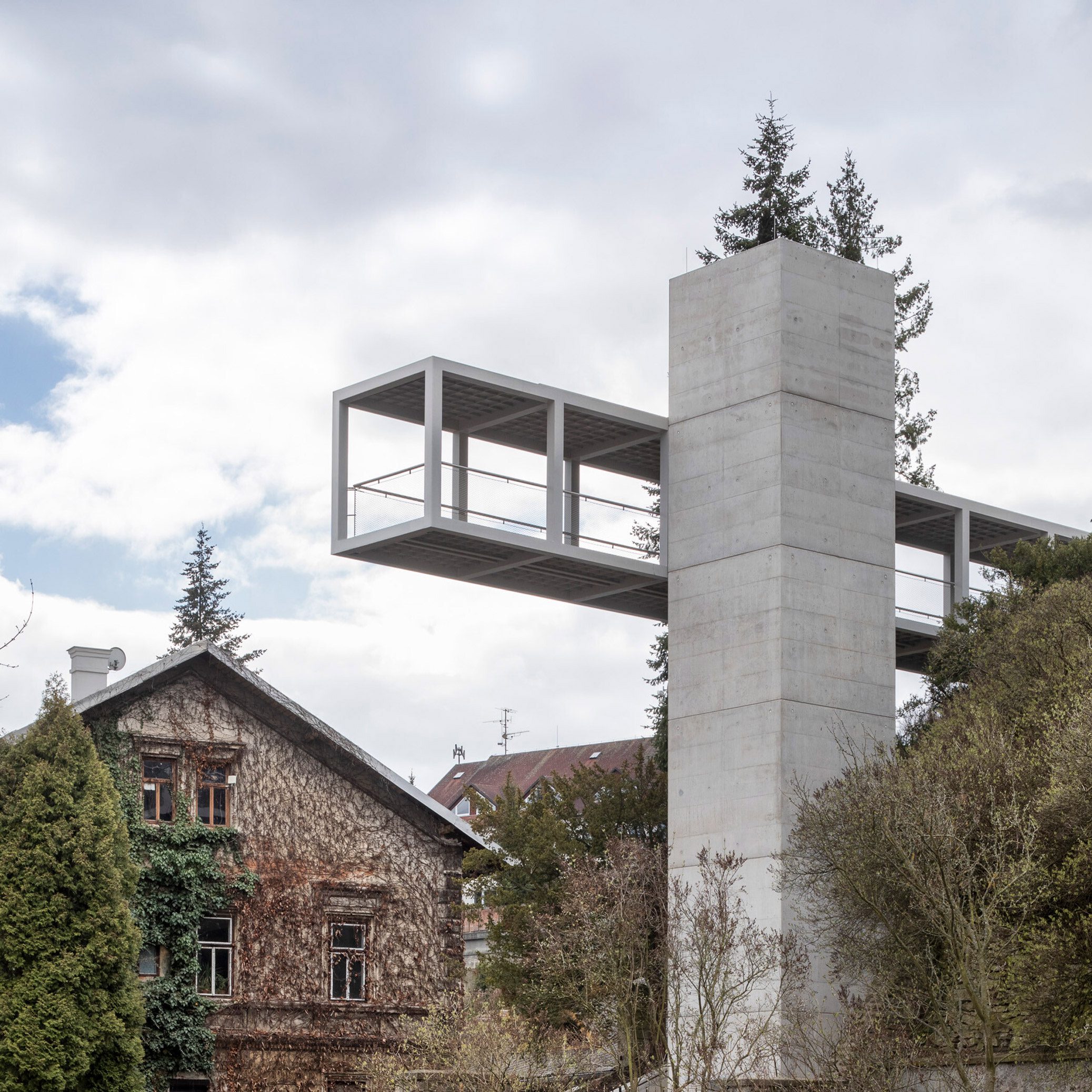 A walkway for history. Footbridge in Litomyšl by Ehl & Koumar Architekti, The Strength of Architecture