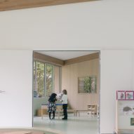 Interior of Aartselaar nursery by WE-S Architecten