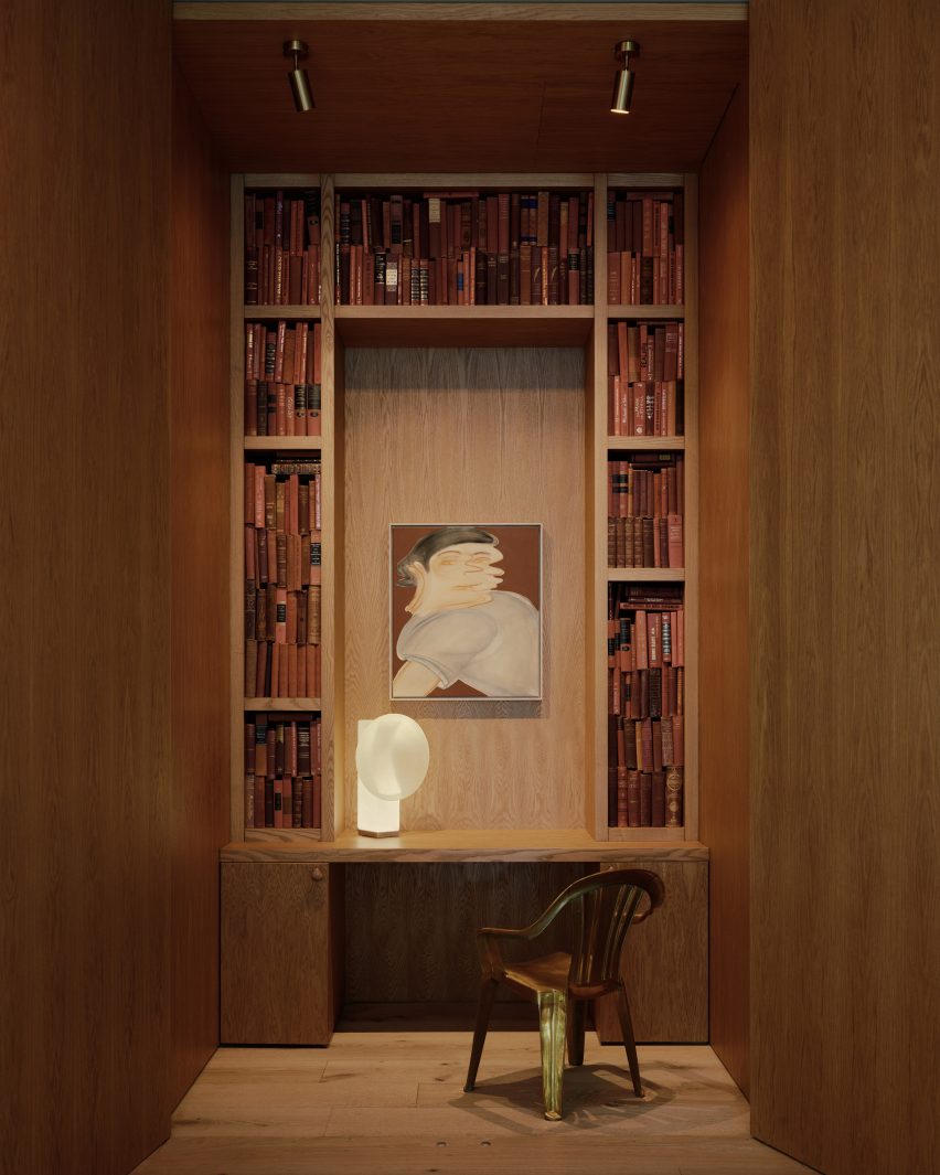 Hidden library lined in chestnut