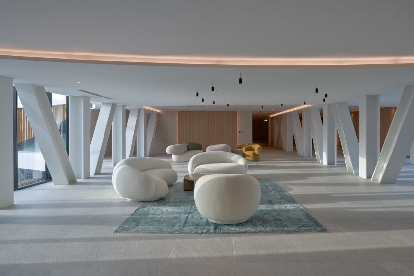 Lounge interior at Dubai housing complex by Tariq Khayyat Design Partners