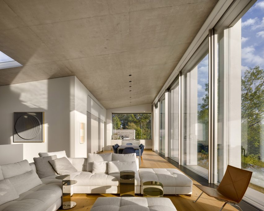 Living space within Uetikon villa