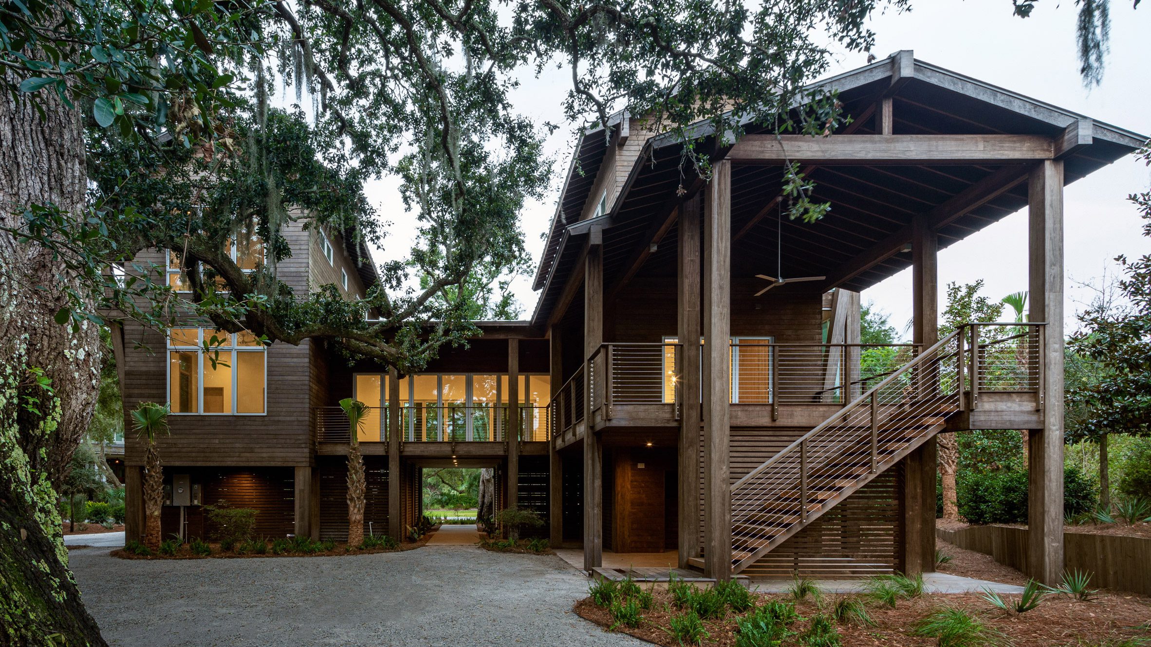 Habitable Form creates vertical house for woodsy site in South Carolina - Vimarsana News