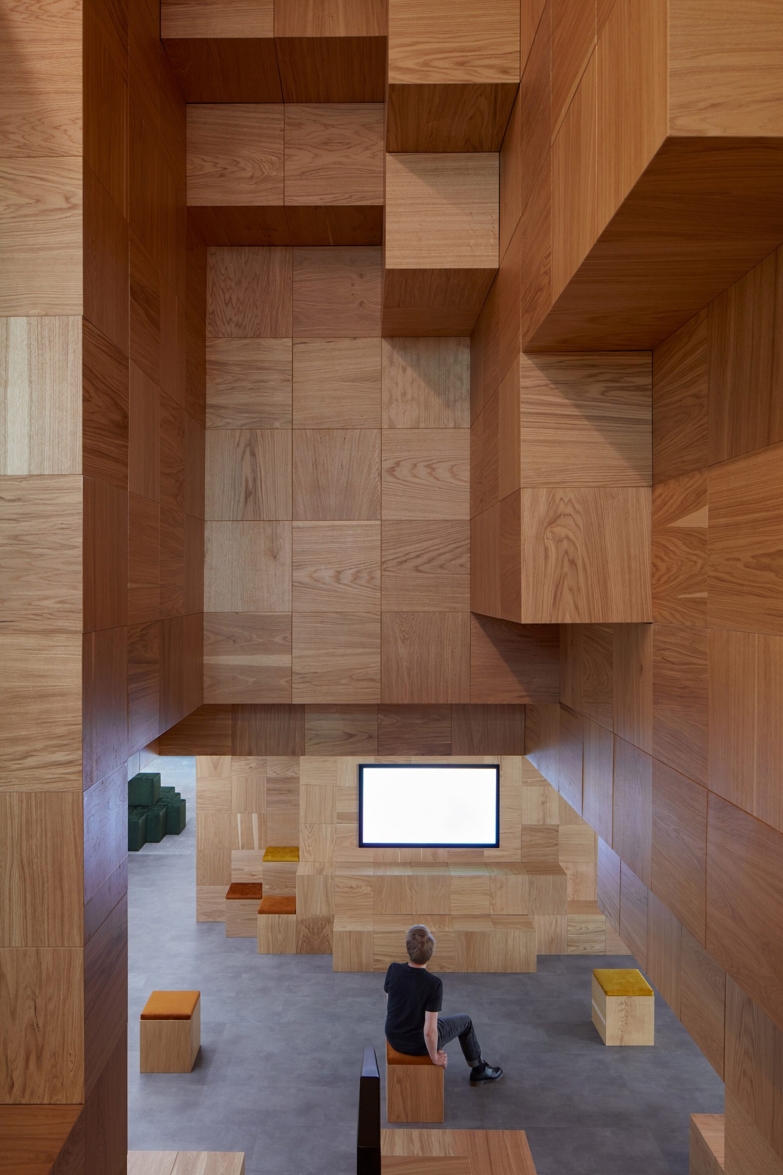Pixelated wood interiors in Pricefx office by Collcoll in Prague