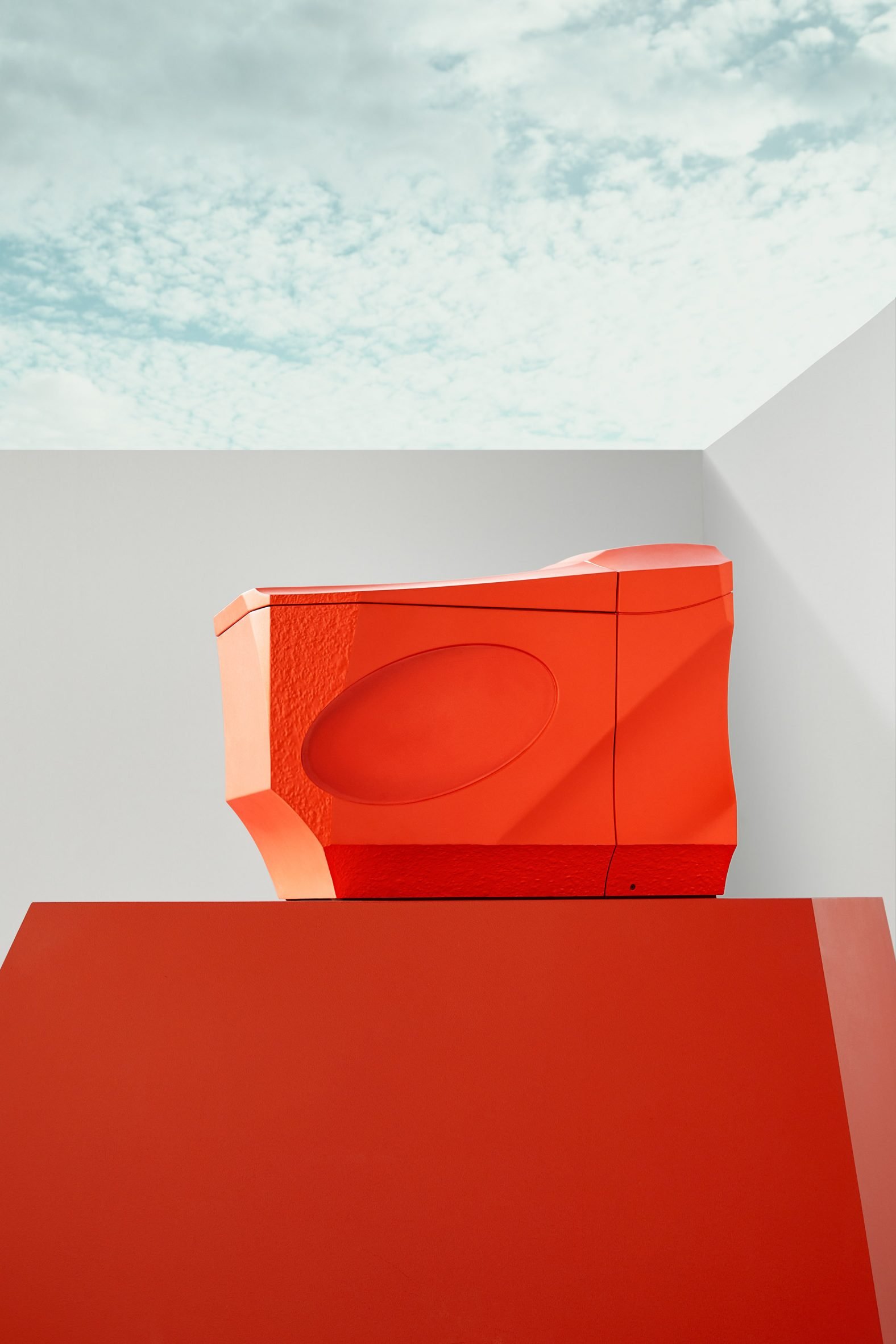 Side view of Formation 002 toilet by Samuel Ross for Kohler