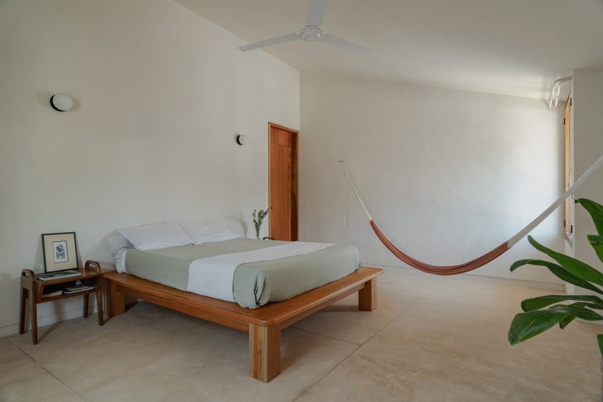 Bedroom with a hammock