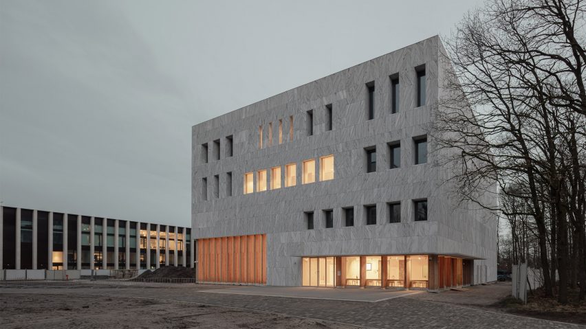 Mass timber university building by Powerhouse Company