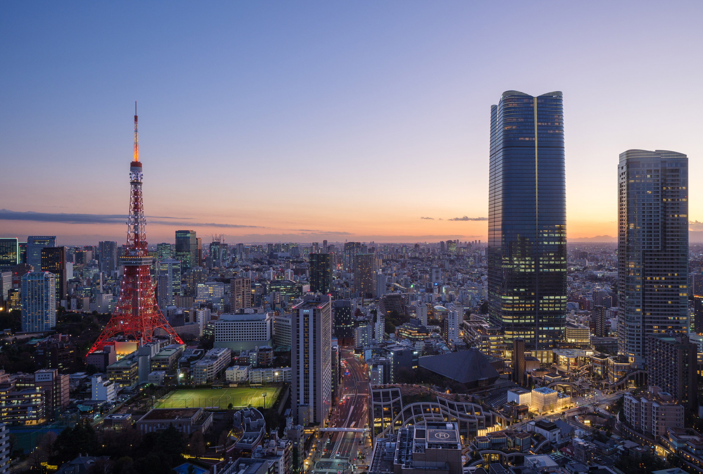 Japan's tallest building A District tops out in Tokyo