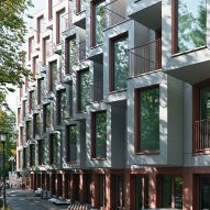 Concrete panels by Rieder wrap pixelated Van B housing in Munich