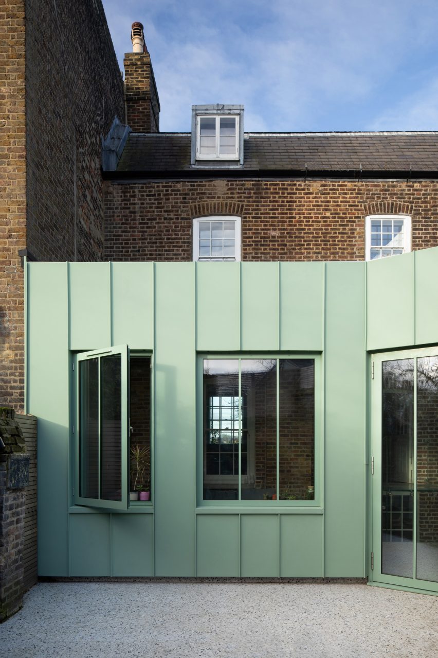 Mint extension at The Saddlery by Studio Octopi in London