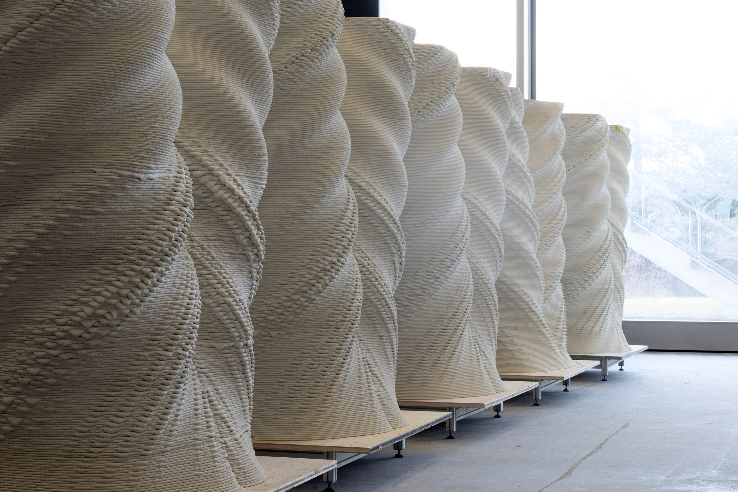 3D-printed concrete columns for Tor Alva