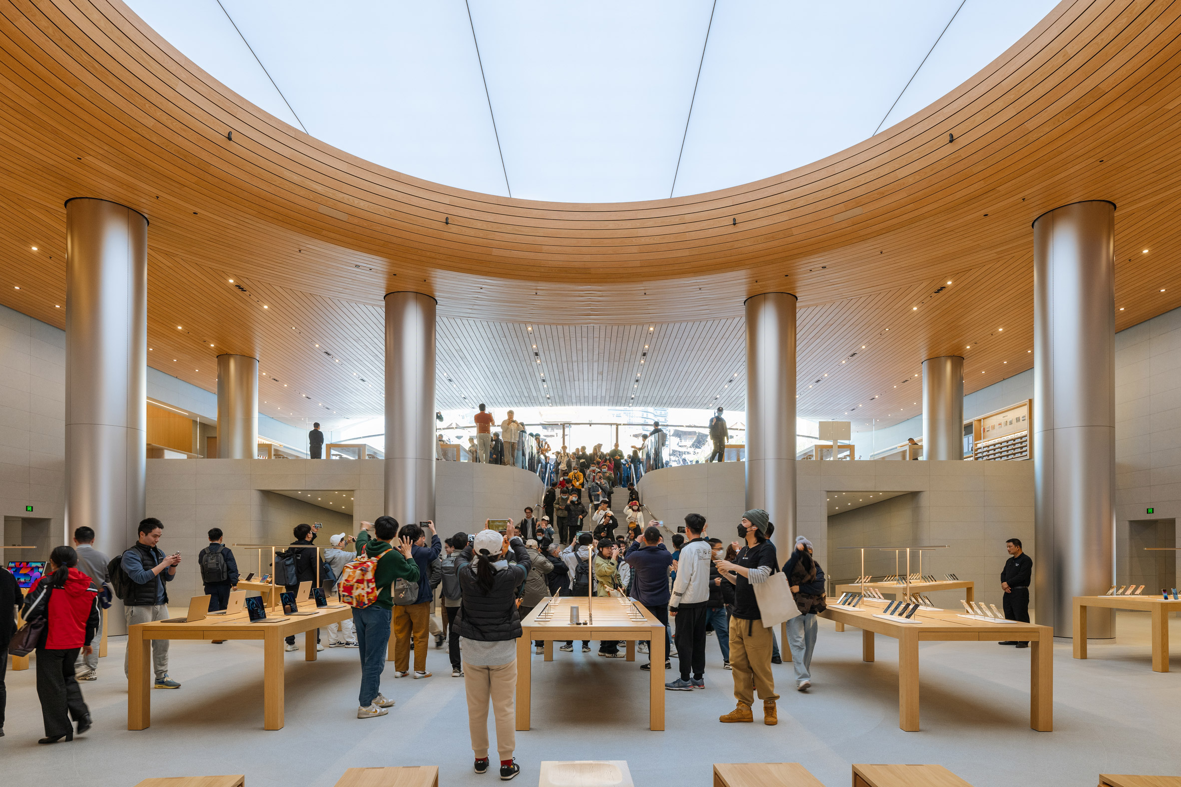 Interior of Apple Jing'an in Shanghai