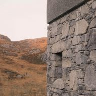 Caochan na Creige stone house in Scotland by Izat Arundell