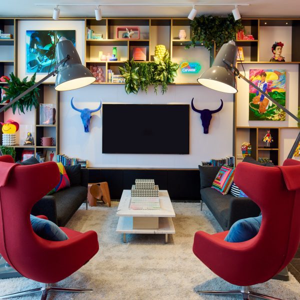 CitizenM aims for “differentiation through massing” at Austin location