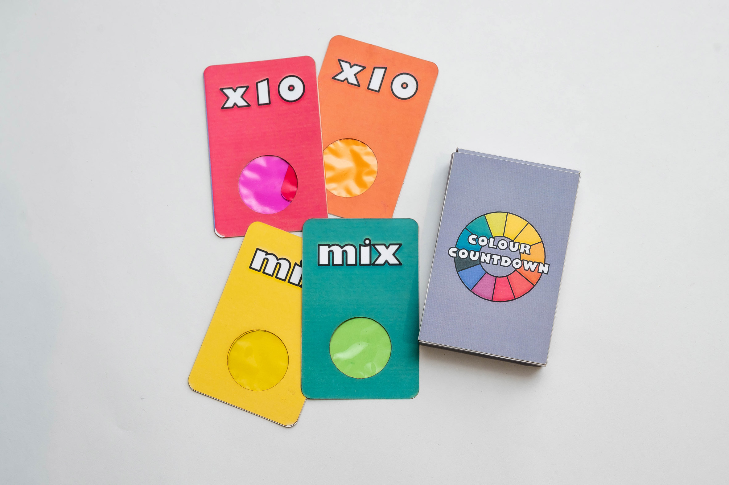 Schoolchildren merge Uno and I Spy in award-winning card game