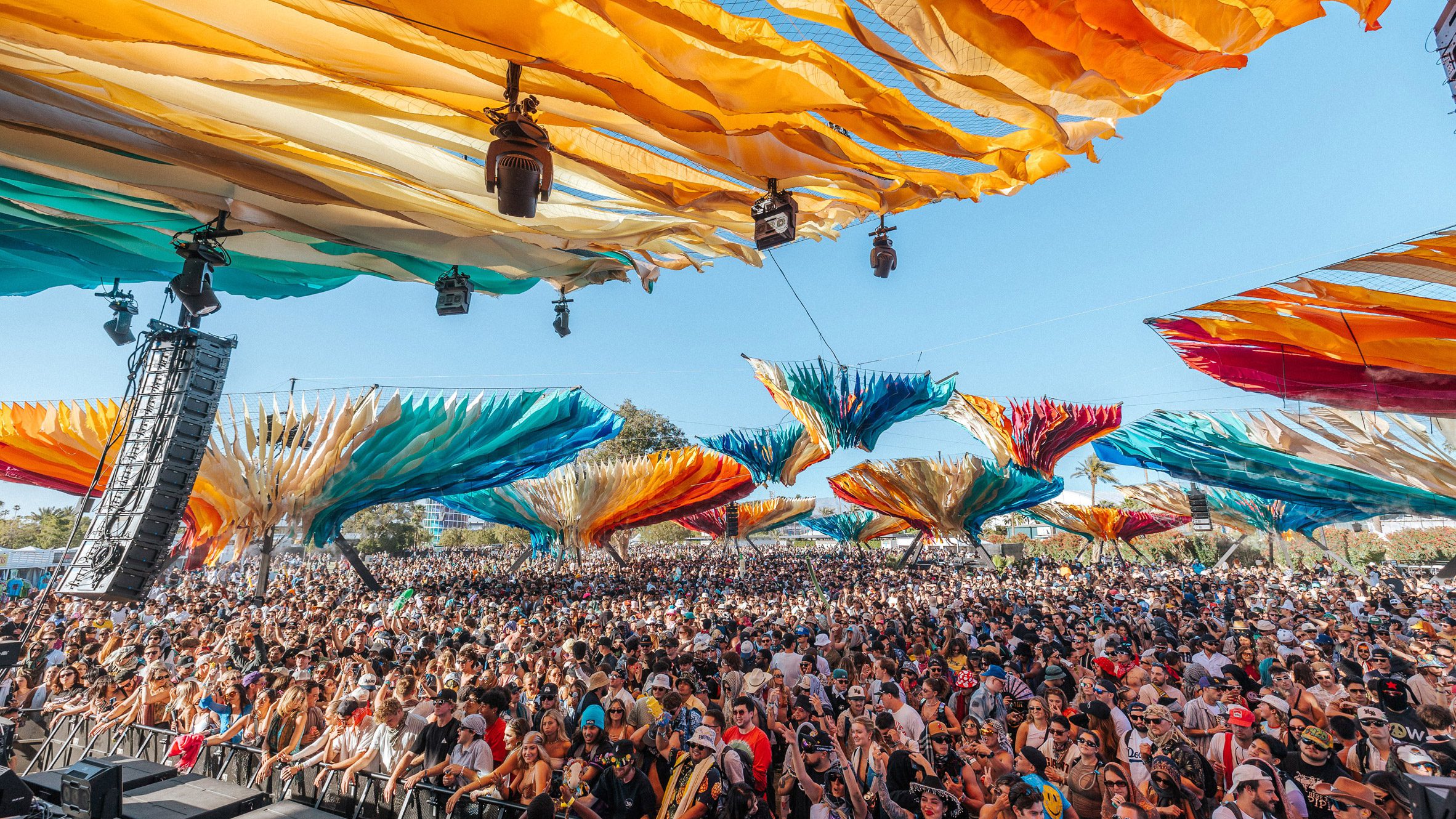 Do Lab creates sprawling fabric "mushrooms" for Coachella stage - Vimarsana News