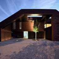 Frame house by OFIS Arhitekti