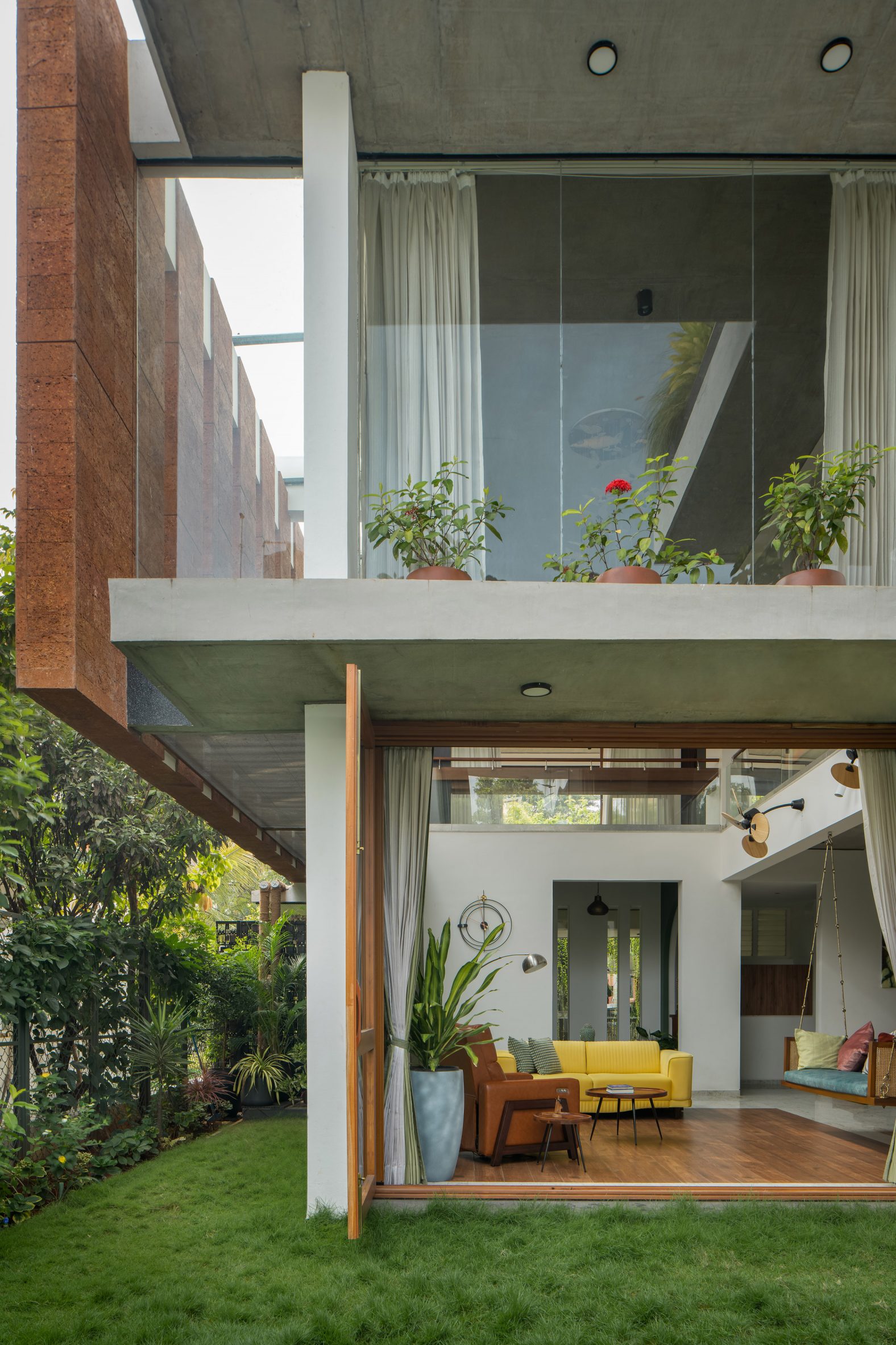 Rear view of House of Greens by 4site Architects