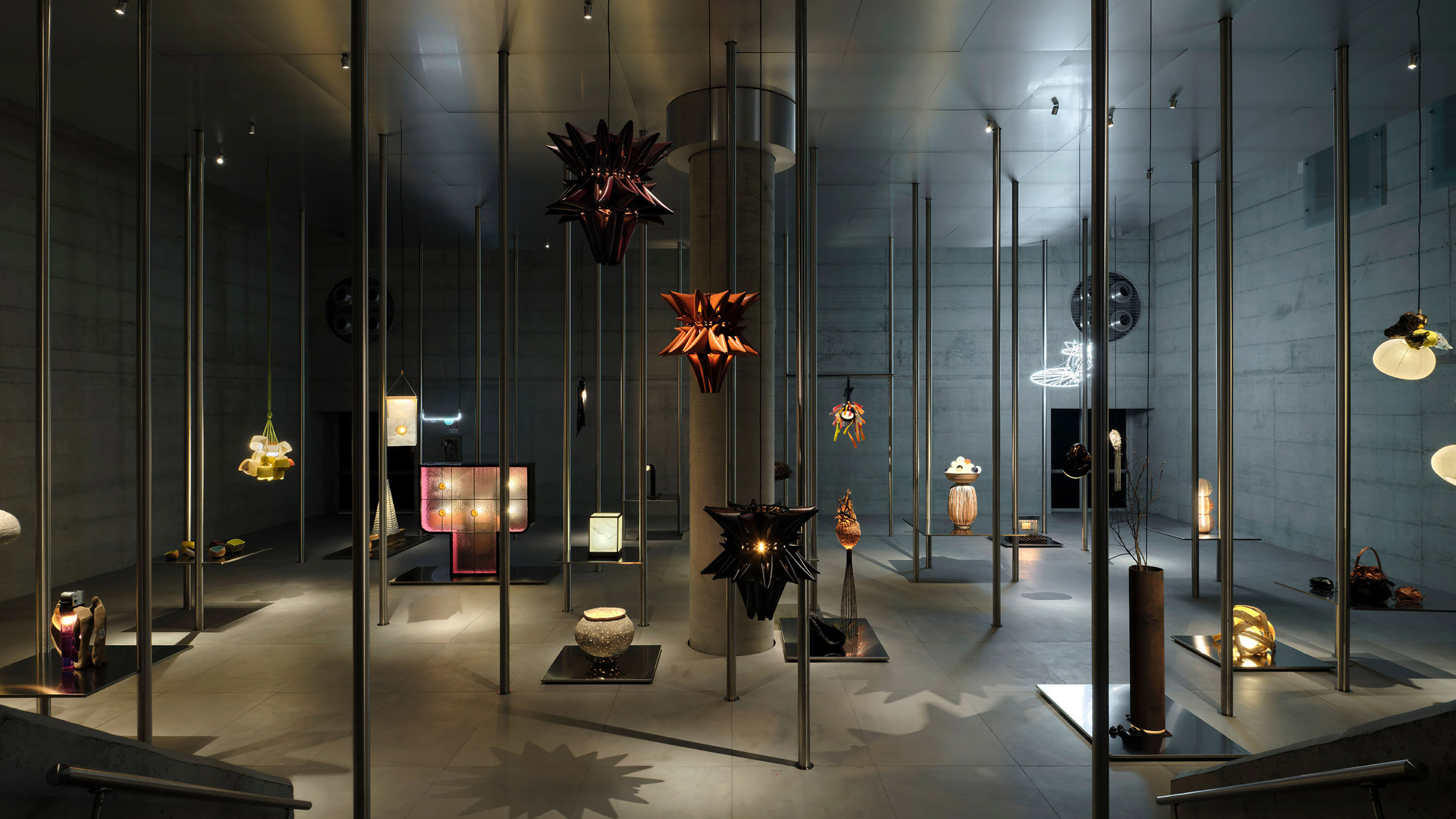 Loewe presents 24 lamps offering "unexpected interactions" with light - Vimarsana News