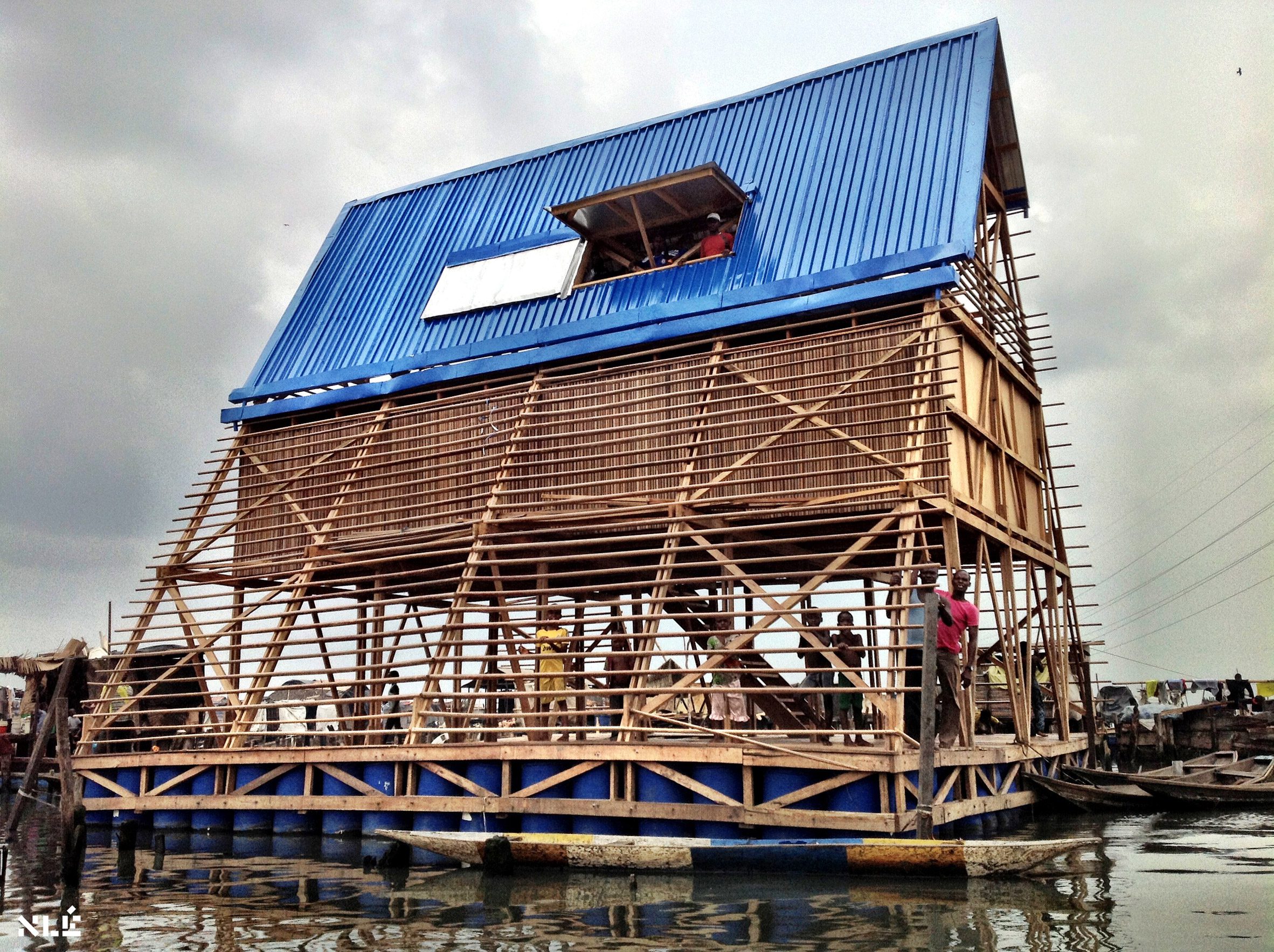 Makoko Floating System by NLÉ