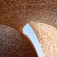 Twisted Brick Shell Library by HCCH Studio