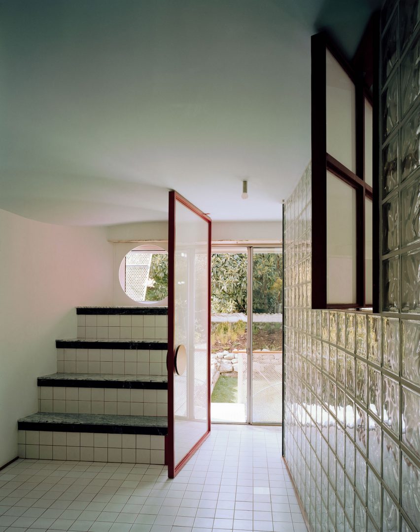 Interior of the glass brick 097 Port apartment in Portugal
