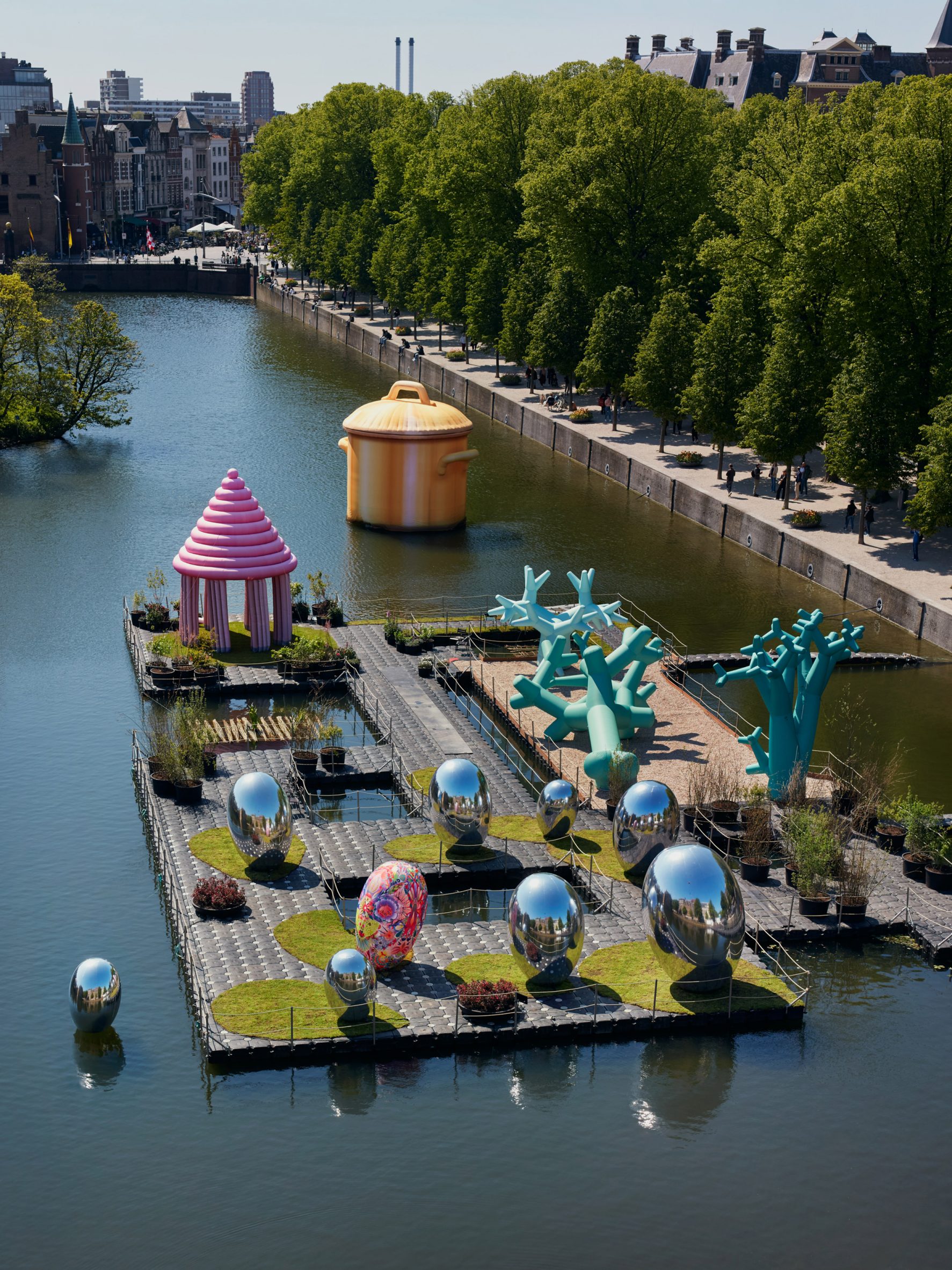 Marcel Wanders creates inflatable installation for BlowUp Art The