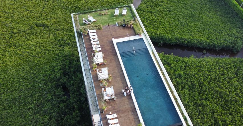 La versión Riviera Maya en el Hotel Canai se alza sobre una reserva de manglares