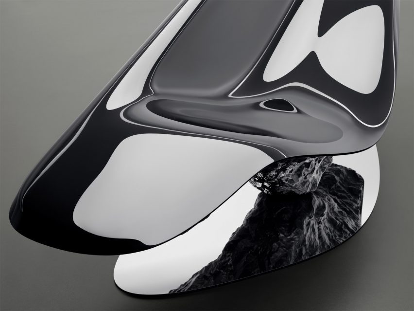 نمای نزدیک از شزلون Oksýs اثر Pininfarina