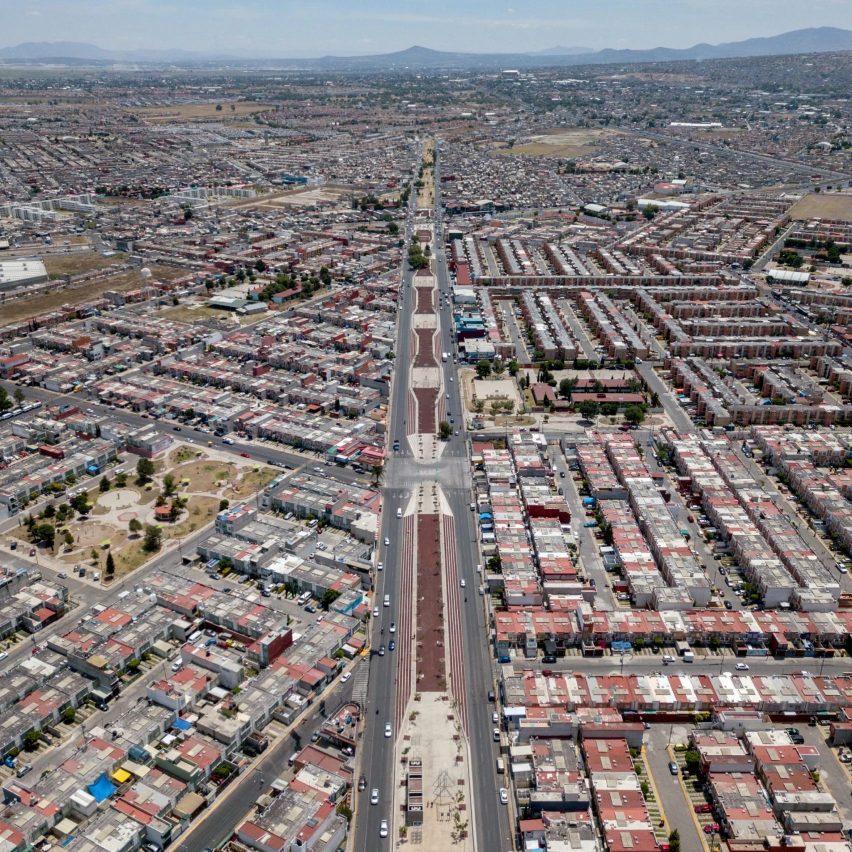 Taller Capital created a linear park in a Mexican boulevard. Photo by Ossip van Duivenbode