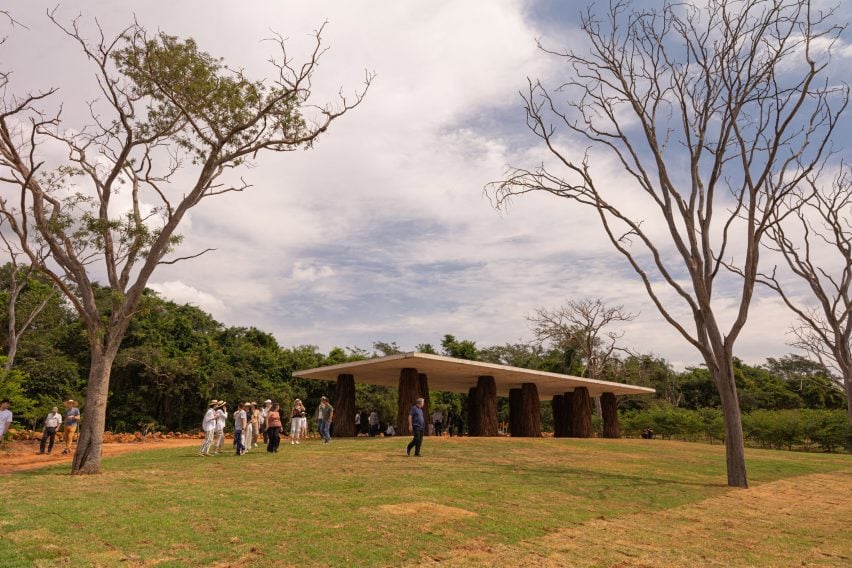 Brazilian eco park with concrete and fibre pavilion
