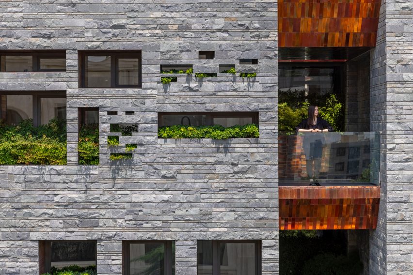 View of facade at Darya Residential Apartment Building in Iran