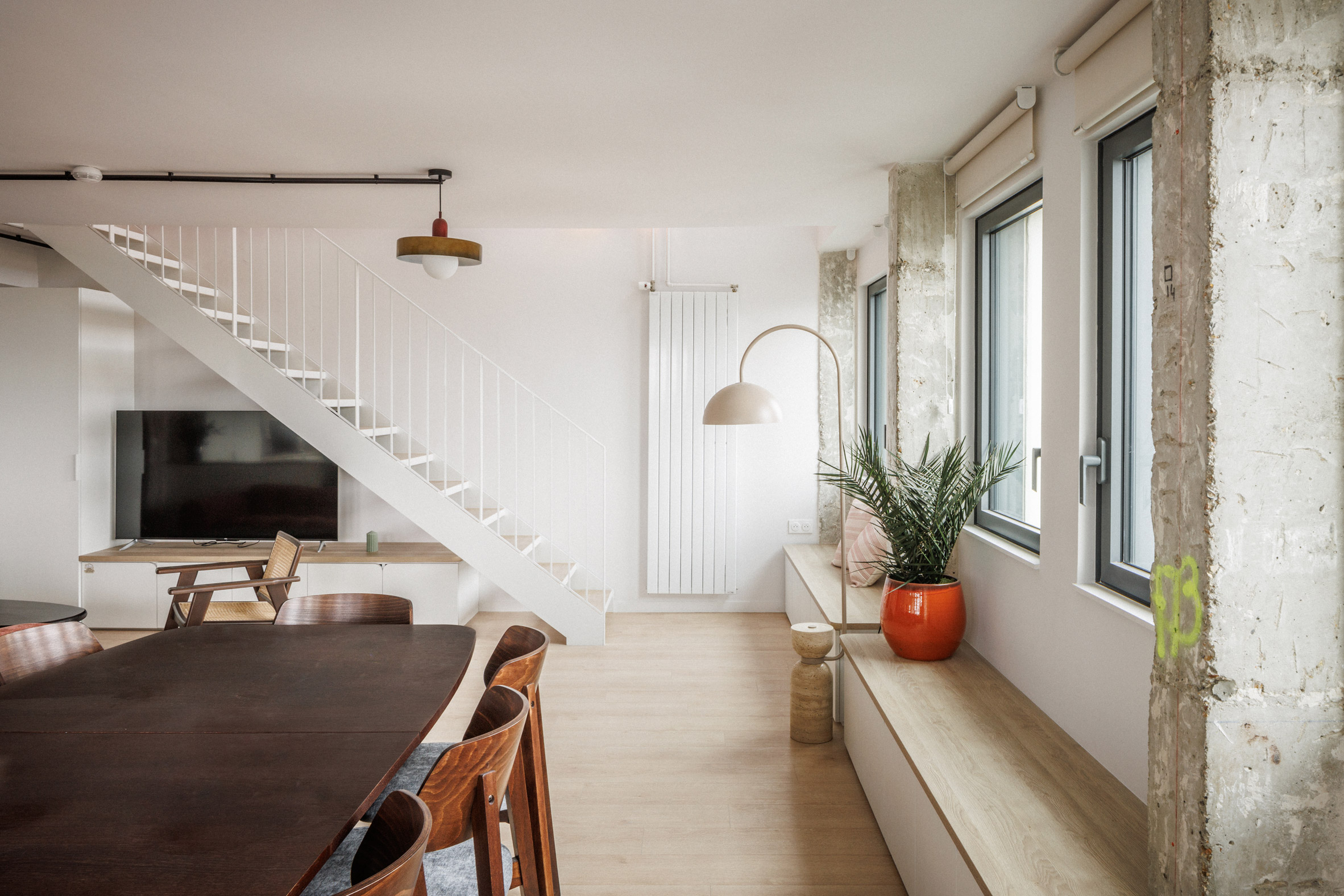 Living space interior at Pong in Paris