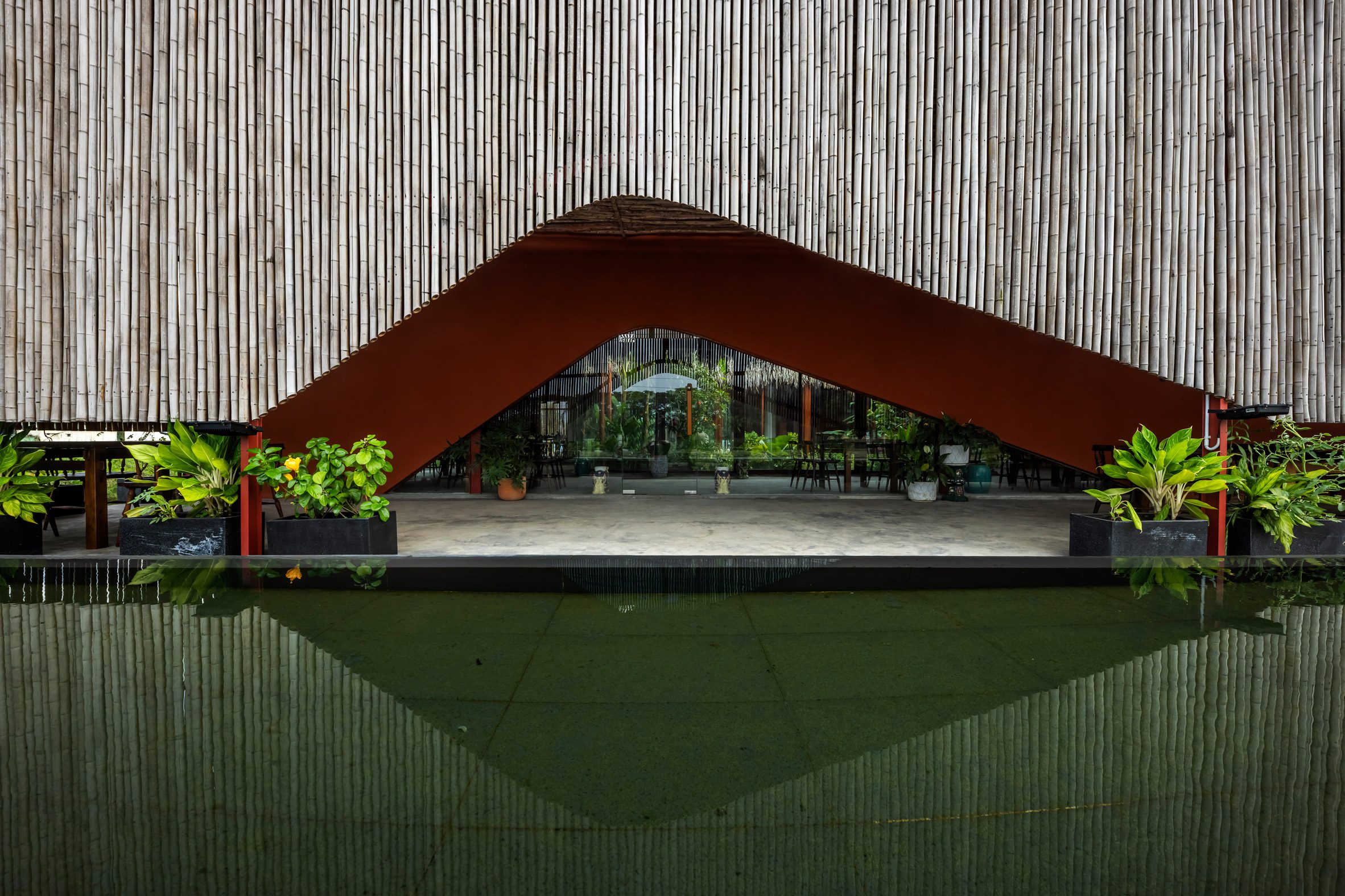 Exterior view of entrance to Nhà Tú Garden Restaurant in Vietnam