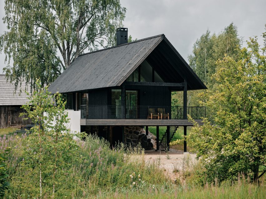 Exterior view of Põro House in Estonia