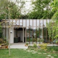 Atelier Janda Vanderghote creates "serene" garden studio in Ghent