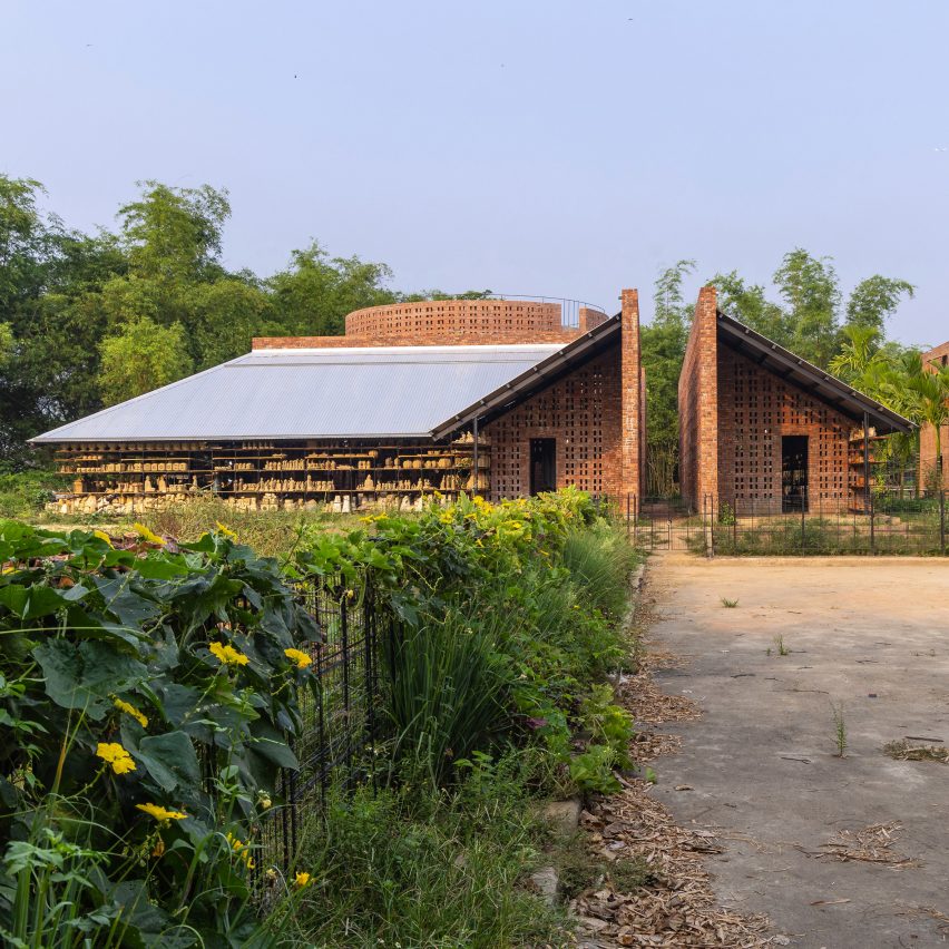 Terra Cotta Workshop by Tropical Space