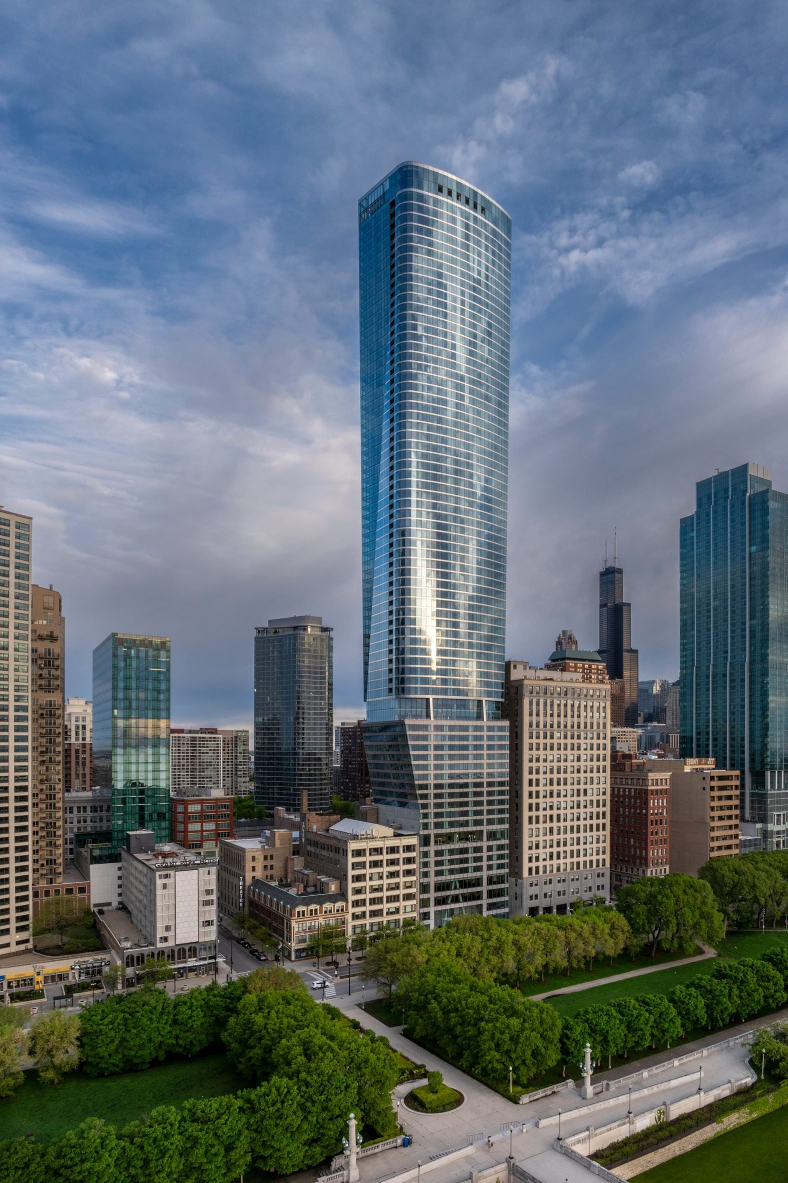 Jahn skyscraper in Chicago