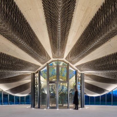 Hybrid Flax Pavilion by ICD University of Stuttgart