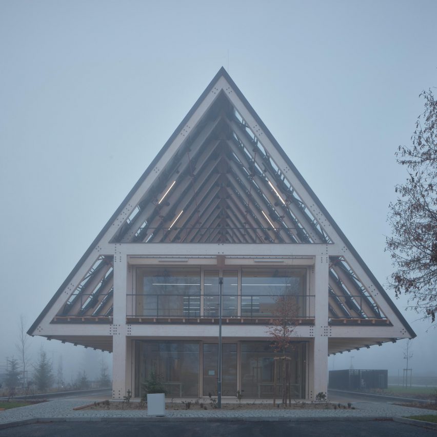 Kloboucká Lesní Headquarters by Mjölk Architekti