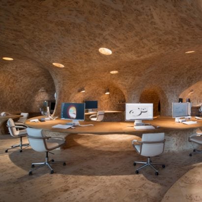 Cave Office by Senosiain Arquitectos