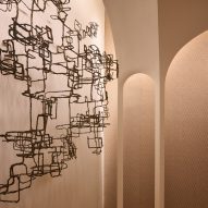 Wire sculpture on wall