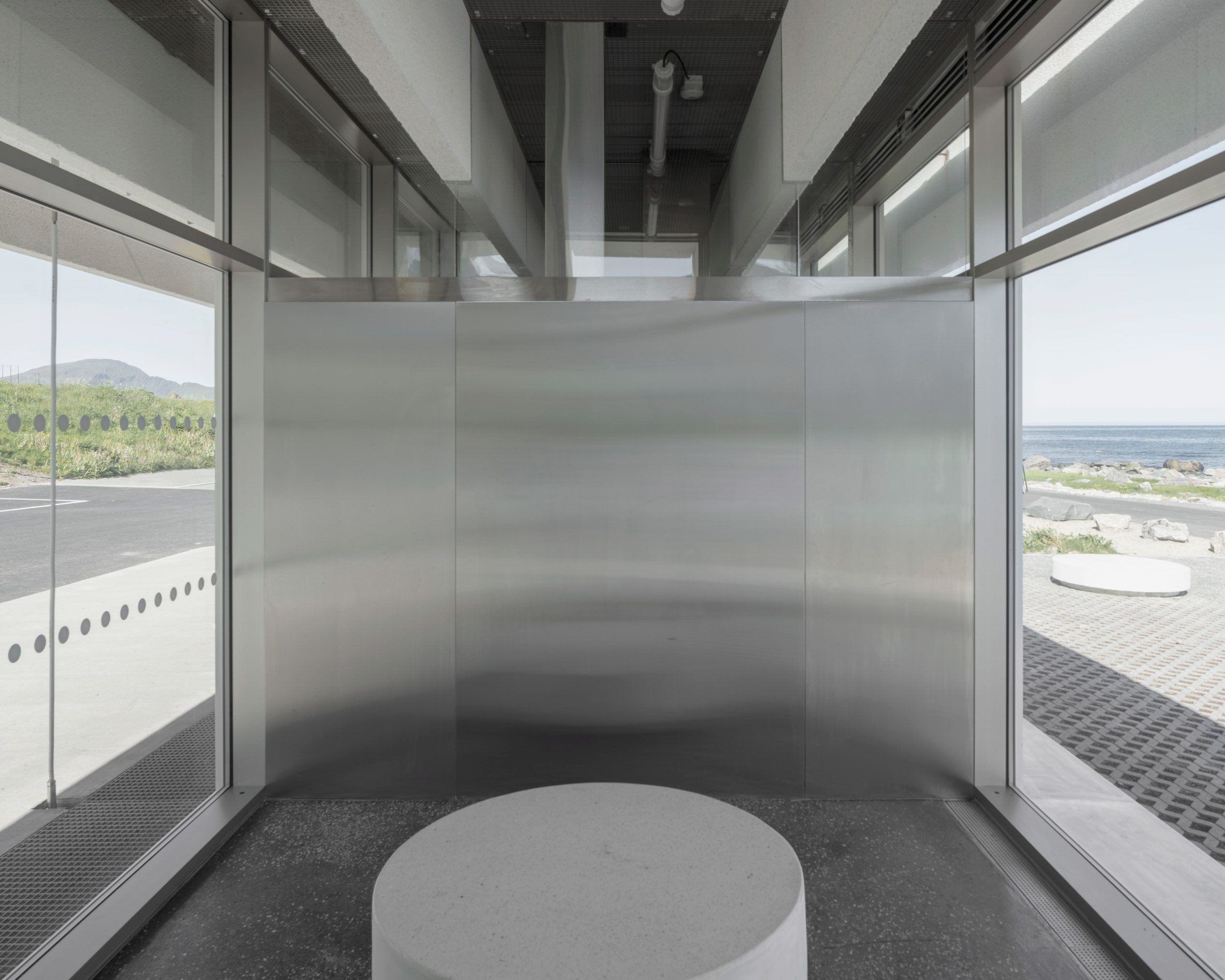 Relaxation space within the Brunstranda Service Building in Norway
