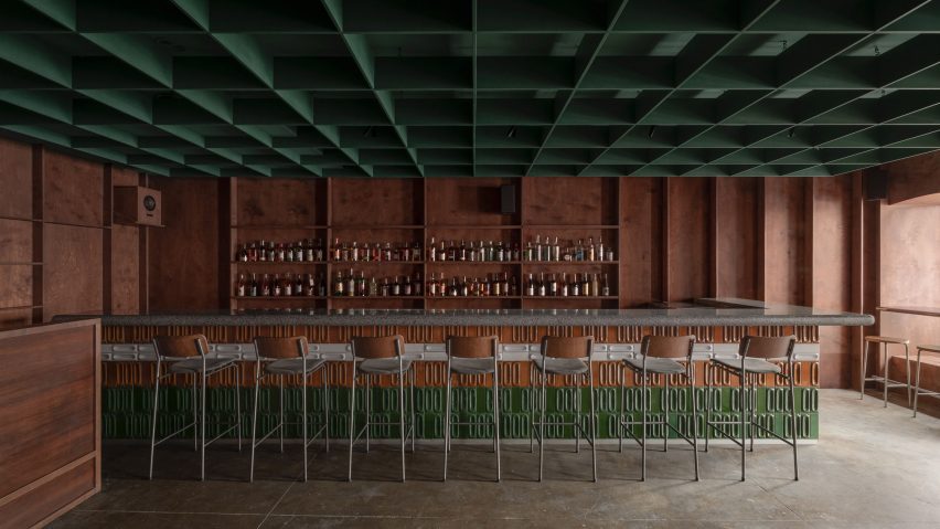 Bursa Bar by Mirzoyan Studio