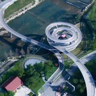 ZZHK Architects completes bridge in China with spiralling viewpoint