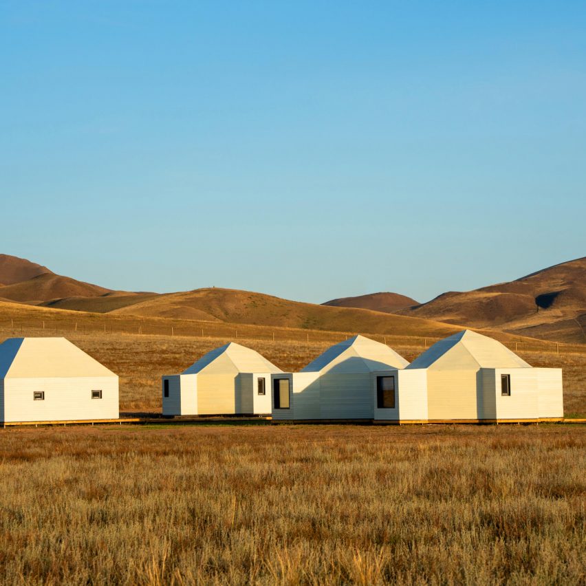 Zhengxiangbaiqi Grassland Community Center by Inner Mongolia Ger Culture & Technology