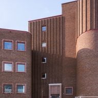 Miller Apartment Building by Martens Willems & Humblé Architecten