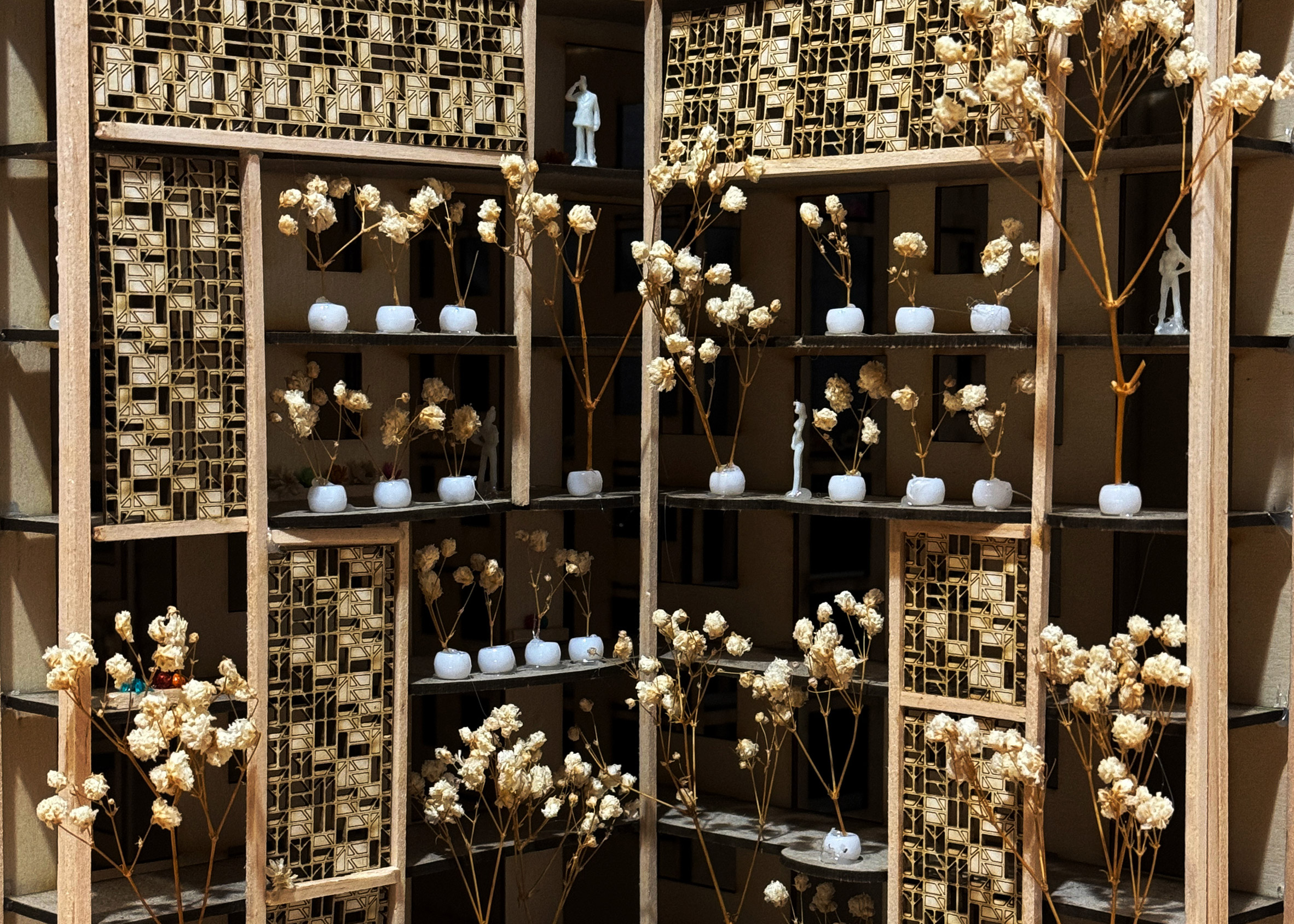 A photograph of a 3d printed plater structure in tones of brown