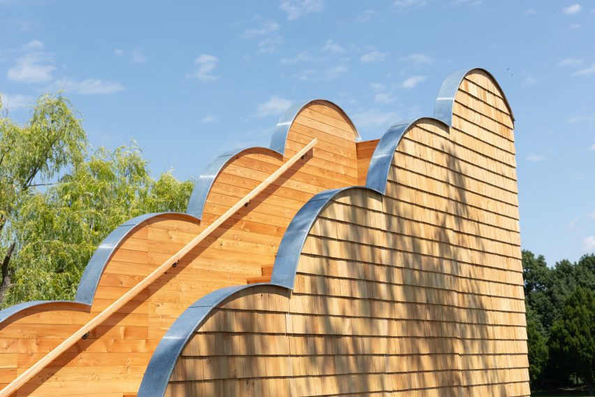 Staircase at cyclists' shelter by Sascha Henken and Stefanie Rittler