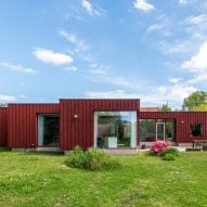 Madam Architectuur updates Belgian bungalow with red-timber cladding