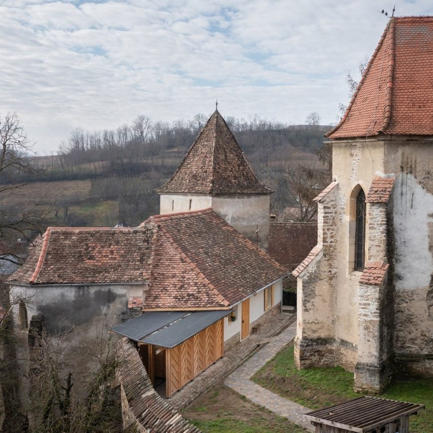 Modul 28 transforms fortified church in Transylvania into guesthouse